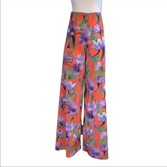 Alice and Olivia Athena Floral Wide-Leg Pants - Picture 3 of 14